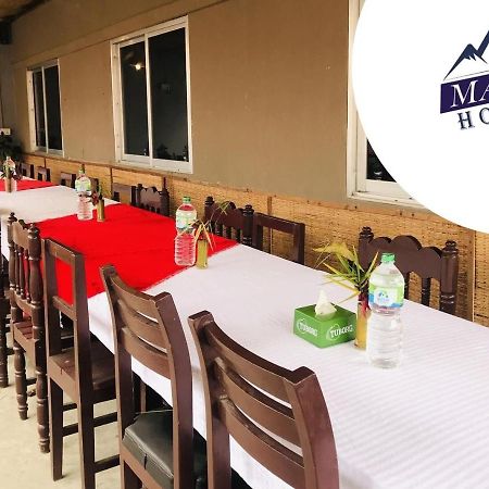 Margik Backpackers Hostel Pokhara Bagian luar foto